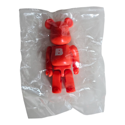 Bearbrick Series 7 Basic Letter 100% in Folie