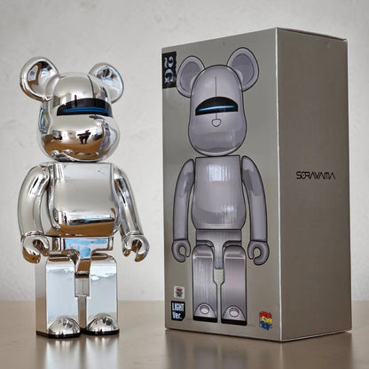 Bearbrick Sorayama Light Version 400% mit Verpackung