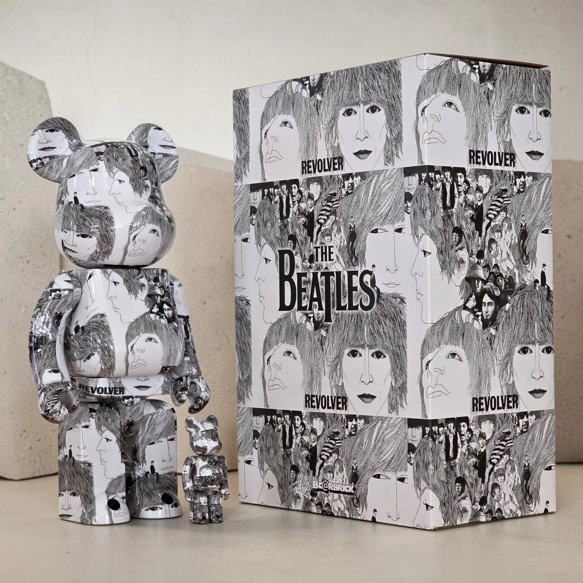 Bearbrick The Beatles "Revolver" 100%+400% mit Verpackung