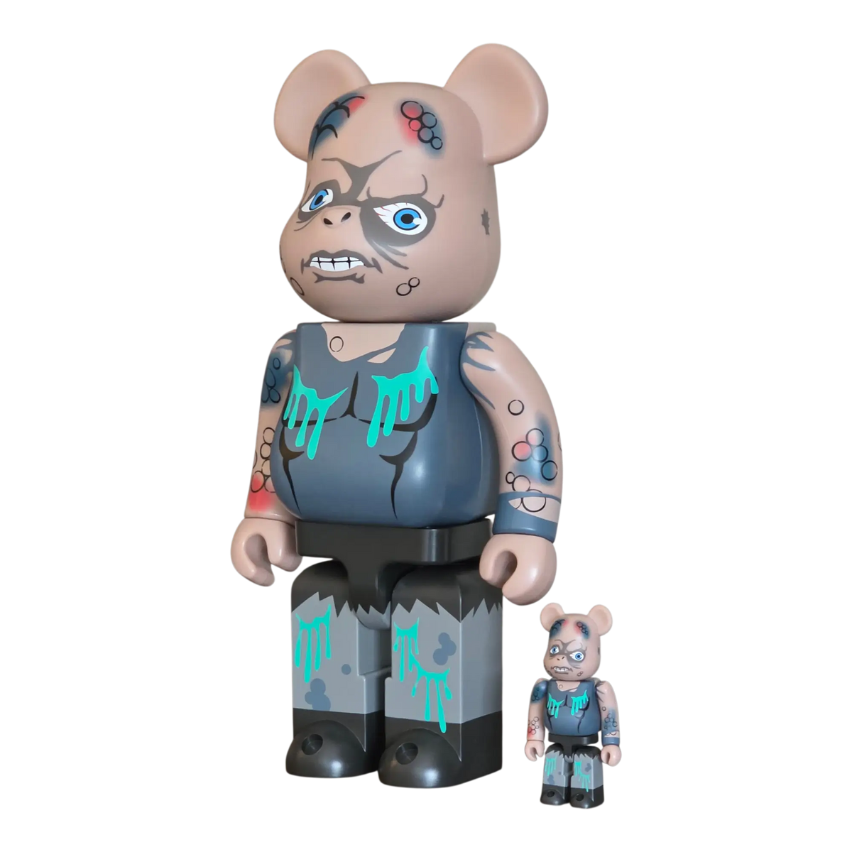Bearbrick The Toxic Avenger 100%+400% schräg
