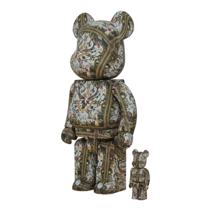 Bearbrick Yuuki Ogura "Much in Love" 100%+400% schräg